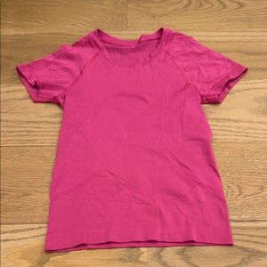 Lululemon Athletica Sonic Pink Swiftly Tech Short Sleeve Shirt 2.0 *waist length